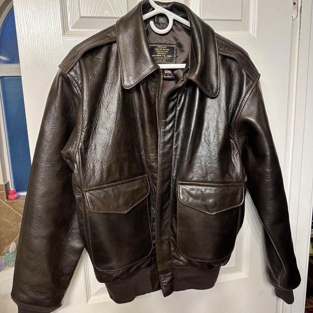 Cockpit USA 100 Mission™ A-2 Leather flight Jacket Z2011A Mens Small barely used